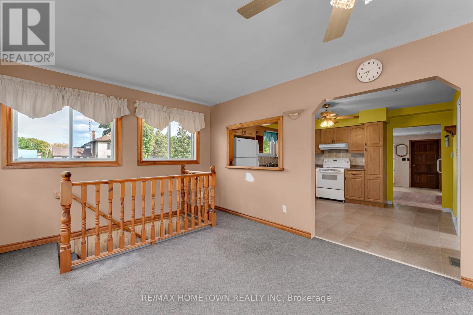 28 Wiltse Street E, Athens, Ontario  K0E 1B0 - Photo 8 - X12412925