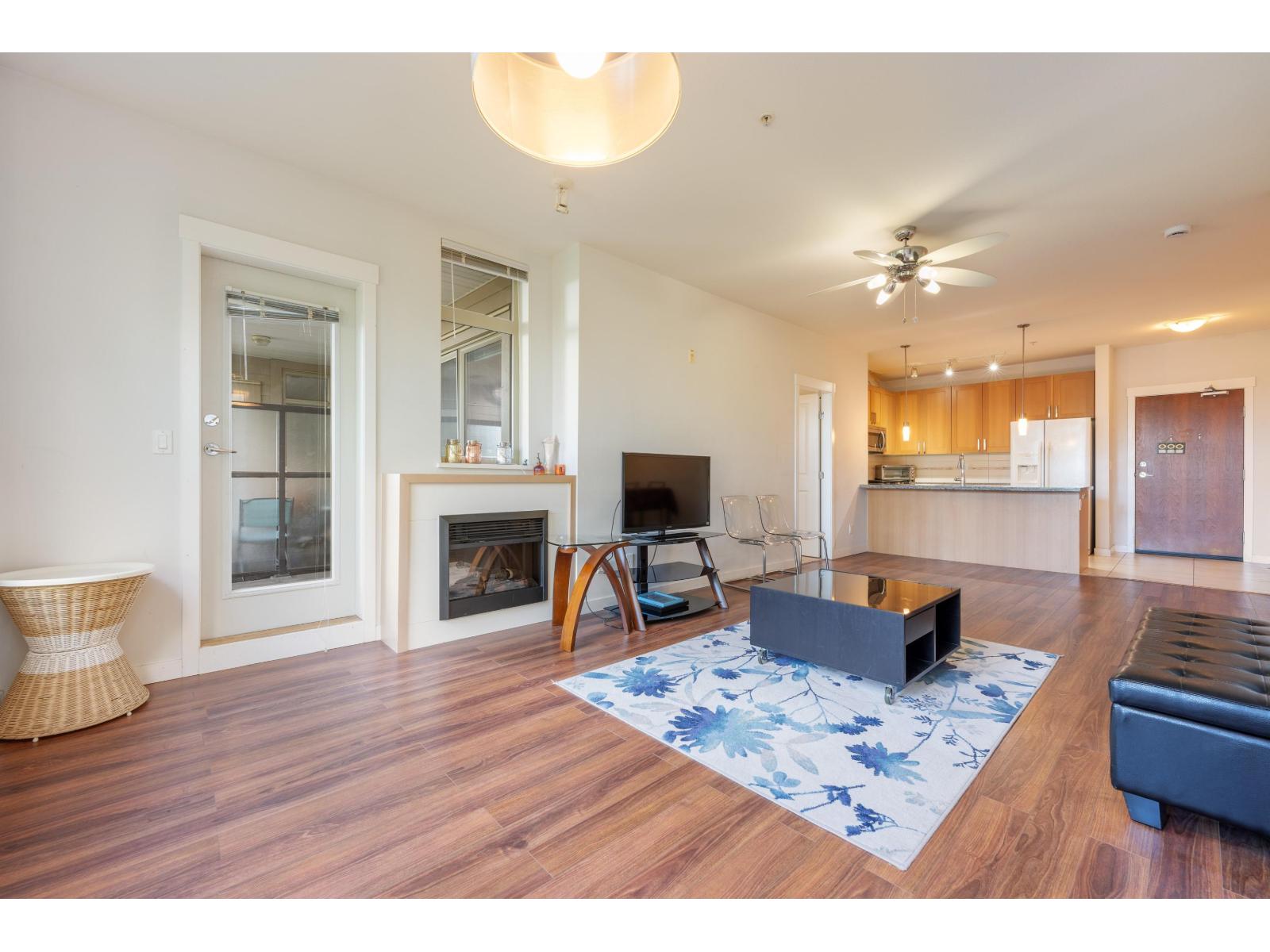 311 15918 26 Avenue, Surrey, British Columbia  V3Z 5K3 - Photo 4 - R3049603