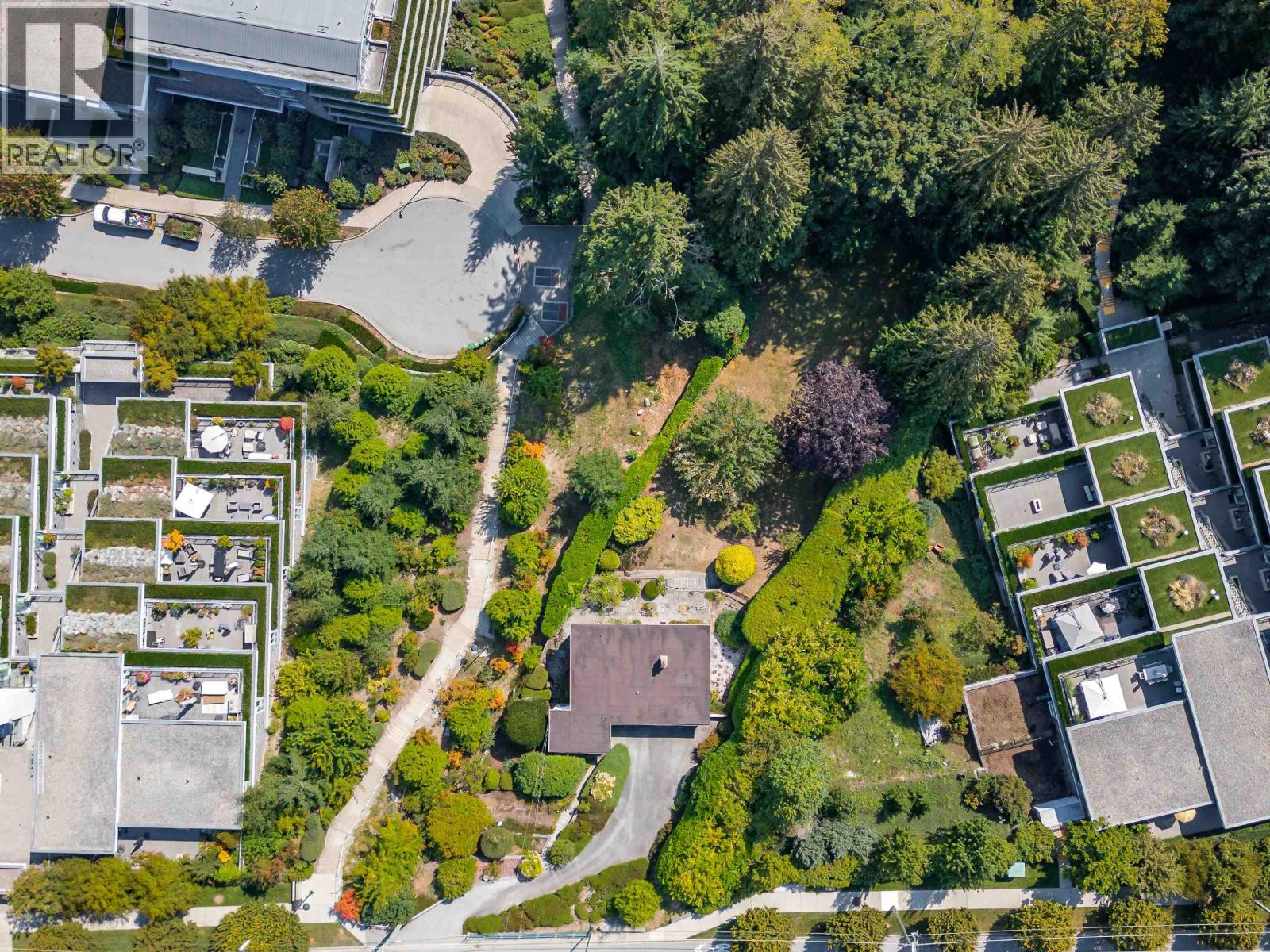 940 Keith Road, West Vancouver, British Columbia  V7T 1M3 - Photo 3 - R3049620