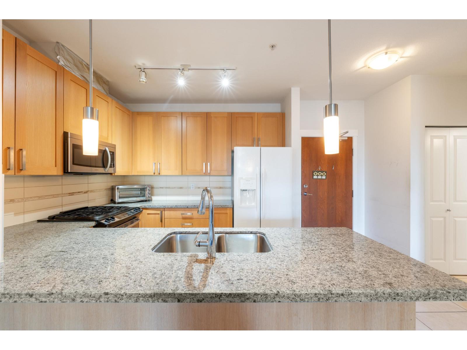 311 15918 26 Avenue, Surrey, British Columbia  V3Z 5K3 - Photo 9 - R3049603