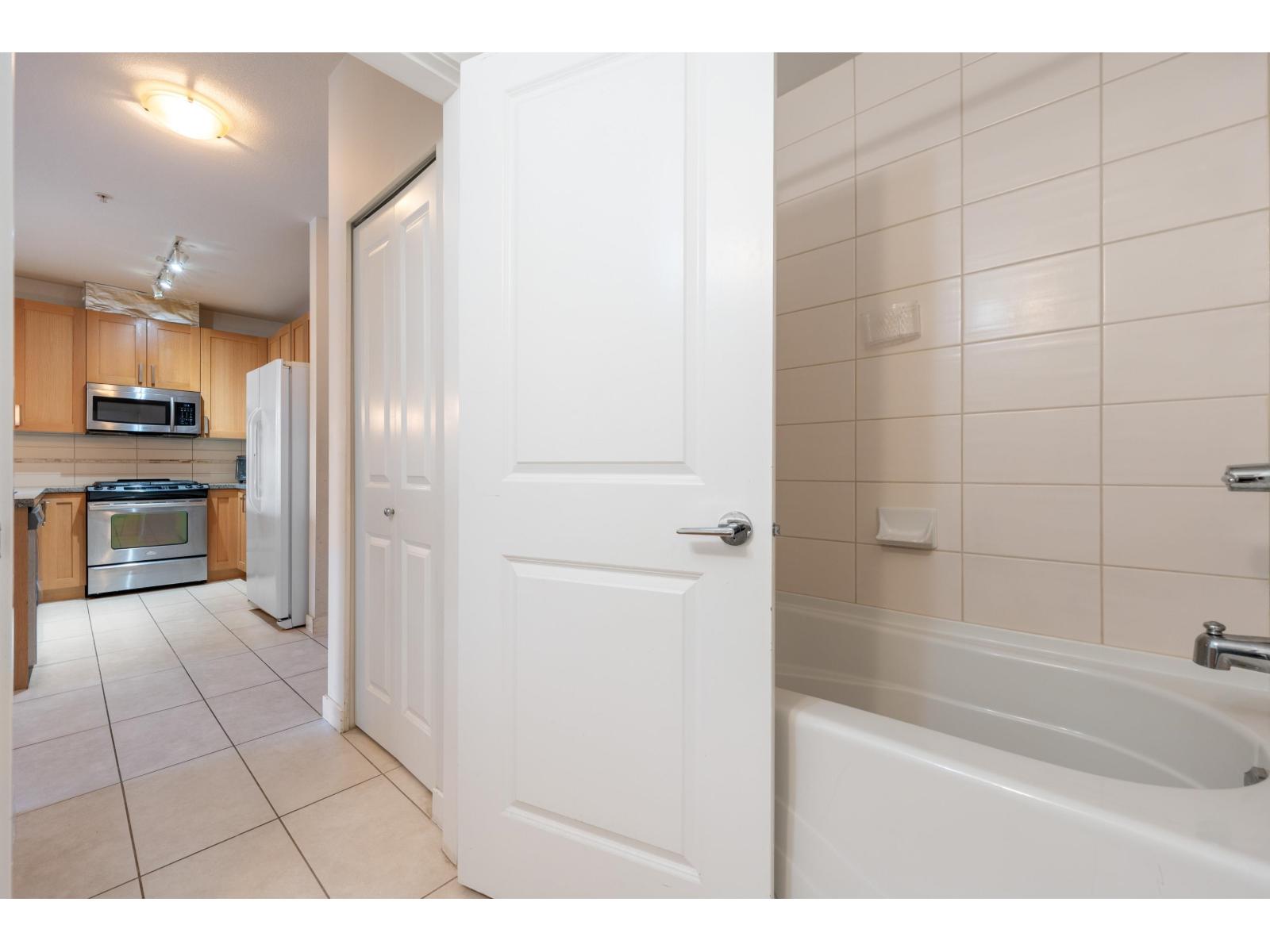 311 15918 26 Avenue, Surrey, British Columbia  V3Z 5K3 - Photo 21 - R3049603