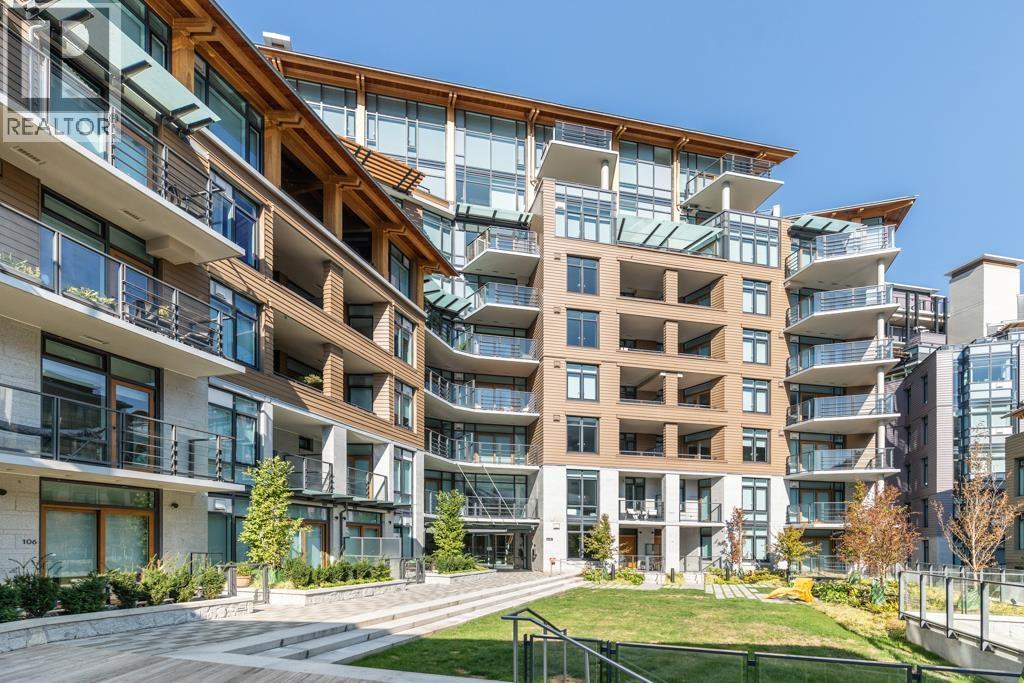 604 6687 NELSON AVENUE, West Vancouver, British Columbia