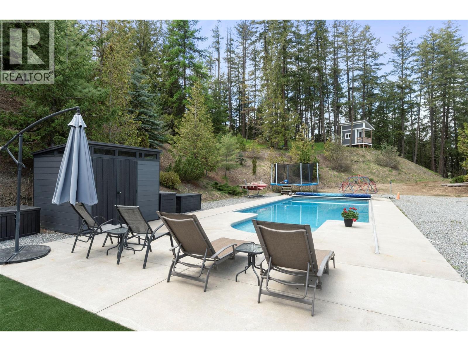 2030 Canoe Beach Drive Ne, Salmon Arm, British Columbia  V1E 2M5 - Photo 47 - 10363422