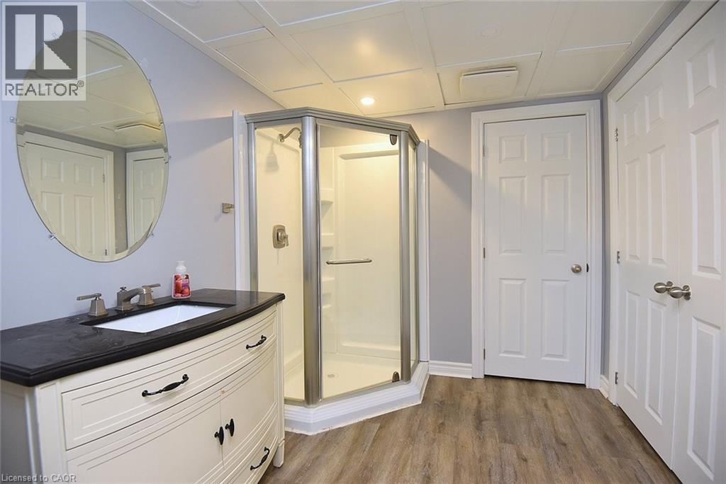 1384 Niels Avenue, Burlington, Ontario  L7P 2E4 - Photo 31 - 40771373