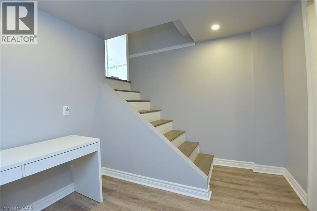1384 Niels Avenue, Burlington, Ontario  L7P 2E4 - Photo 25 - 40771373
