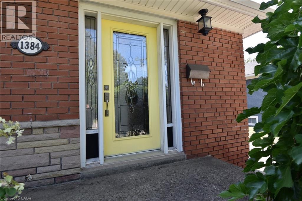 1384 Niels Avenue, Burlington, Ontario  L7P 2E4 - Photo 7 - 40771373