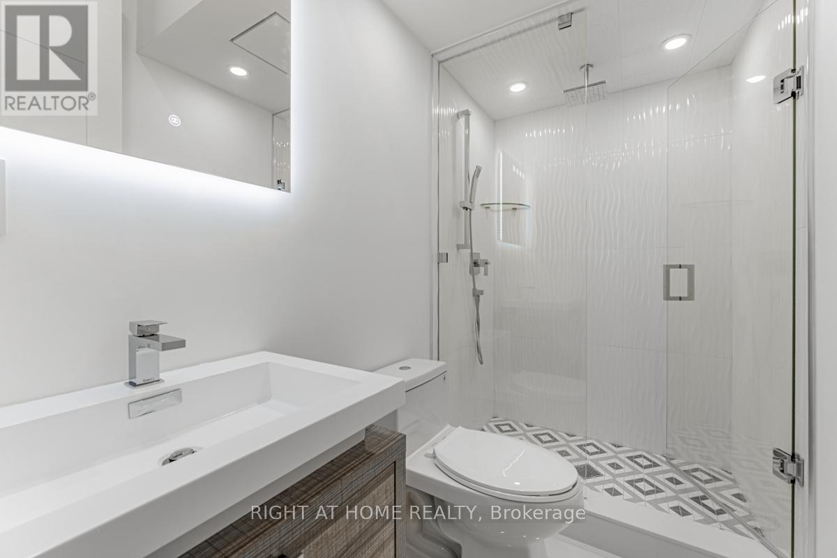 677 Huron Street, Toronto, Ontario  M5R 2R8 - Photo 27 - C12412850
