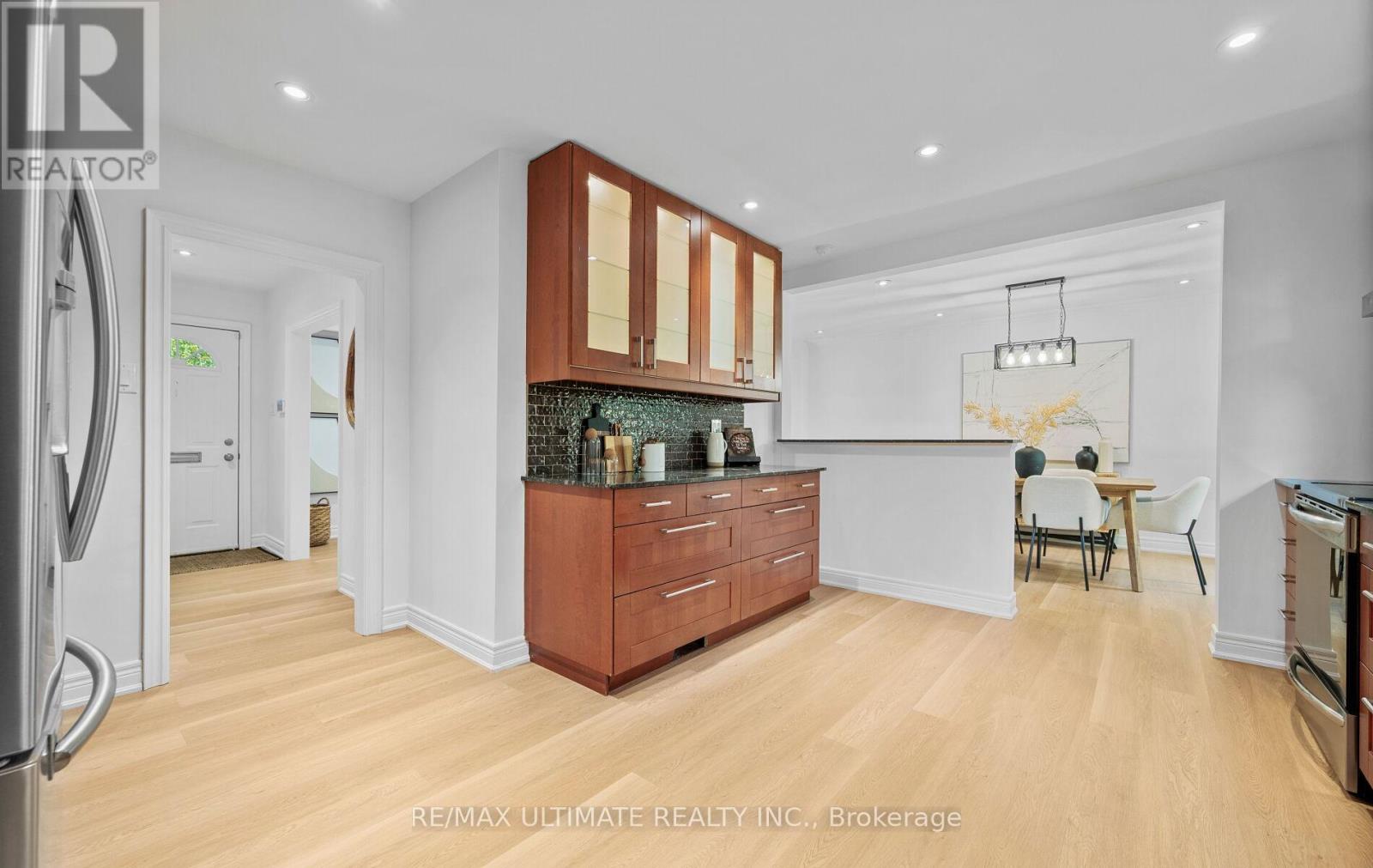 17 Fleetwell Court, Toronto (Willowdale West), Ontario  M2R 1L2 - Photo 15 - C12412854