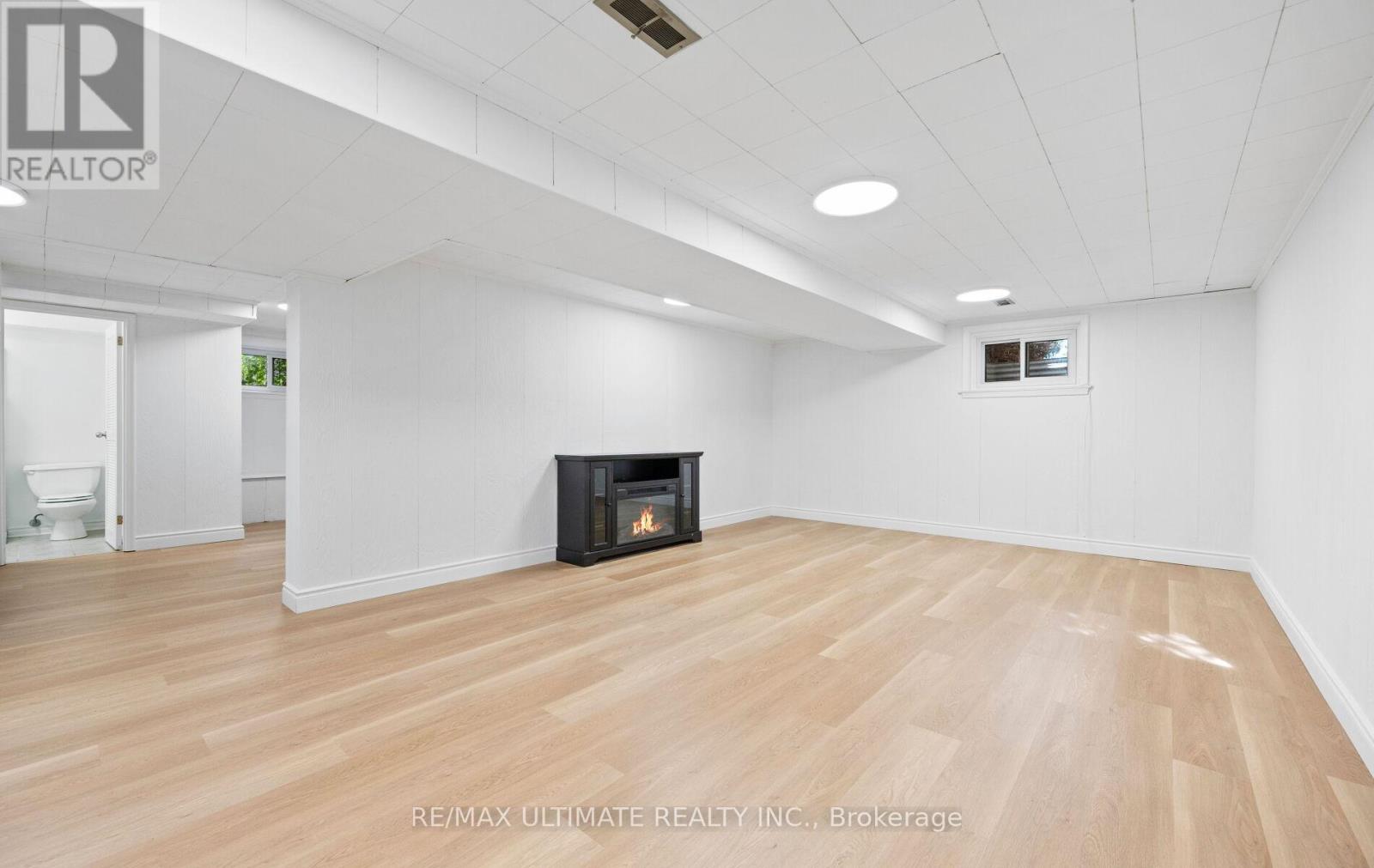 17 Fleetwell Court, Toronto (Willowdale West), Ontario  M2R 1L2 - Photo 30 - C12412854