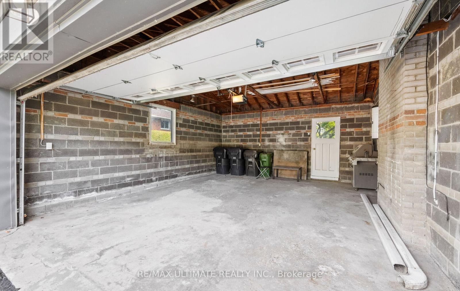 17 Fleetwell Court, Toronto (Willowdale West), Ontario  M2R 1L2 - Photo 41 - C12412854