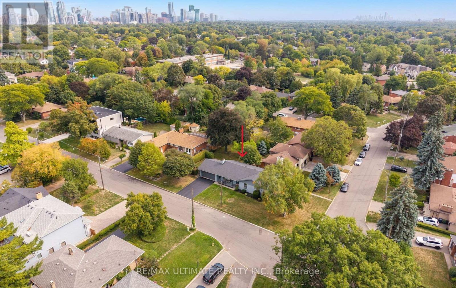17 Fleetwell Court, Toronto (Willowdale West), Ontario  M2R 1L2 - Photo 48 - C12412854