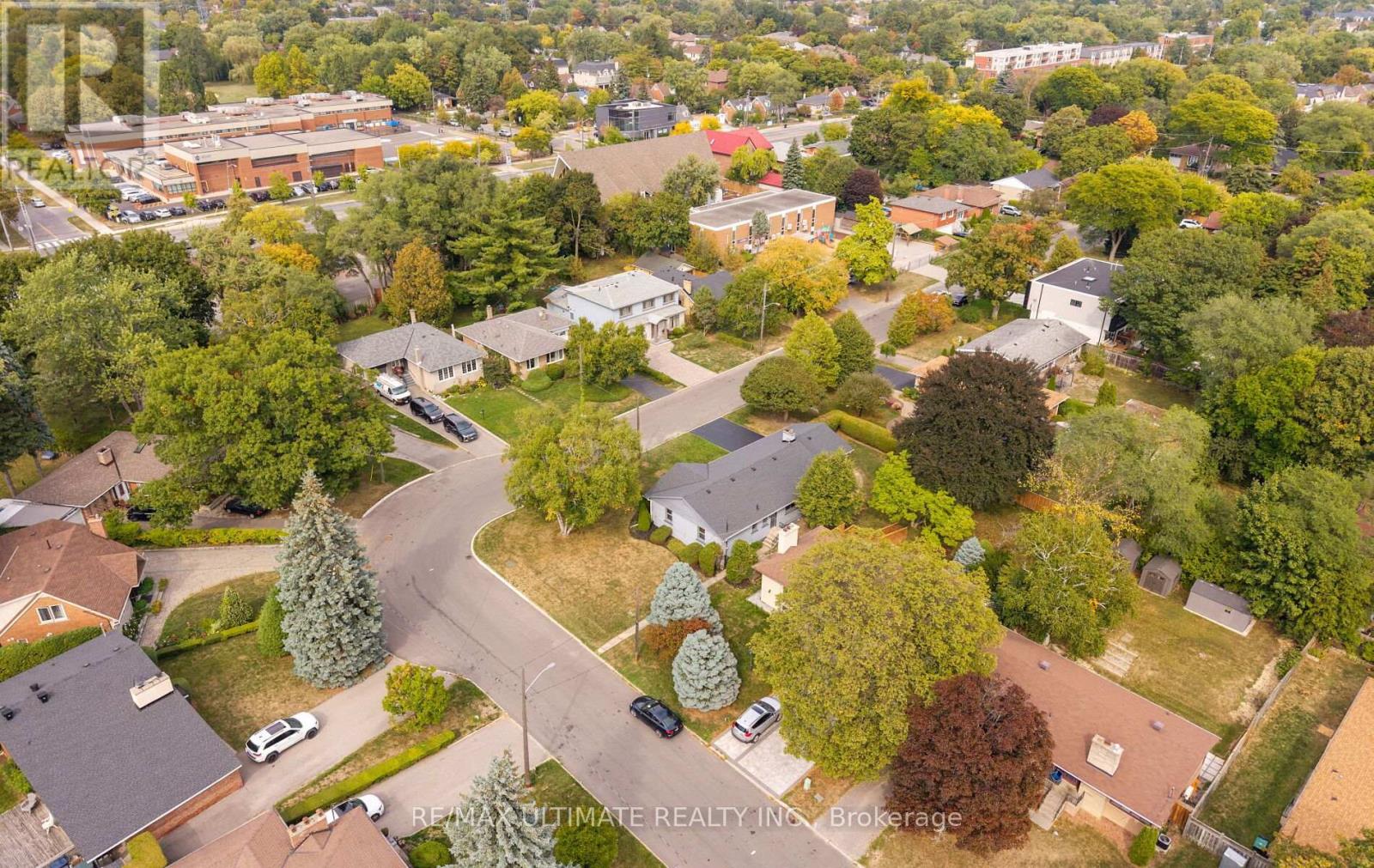 17 Fleetwell Court, Toronto (Willowdale West), Ontario  M2R 1L2 - Photo 49 - C12412854