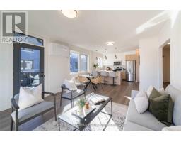 5 - 1472 AVENUE ROAD, Toronto, Ontario