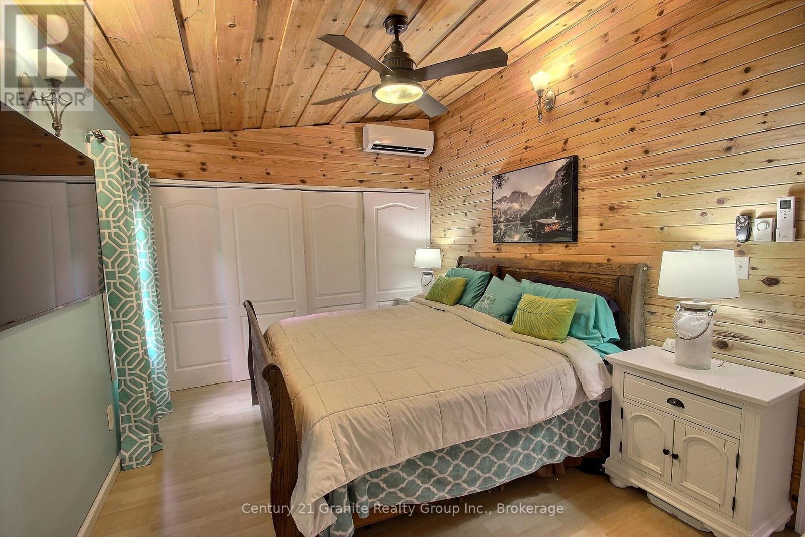 1082 Green Lake Road, Algonquin Highlands, Ontario  K0M 1J1 - Photo 27 - X12333654
