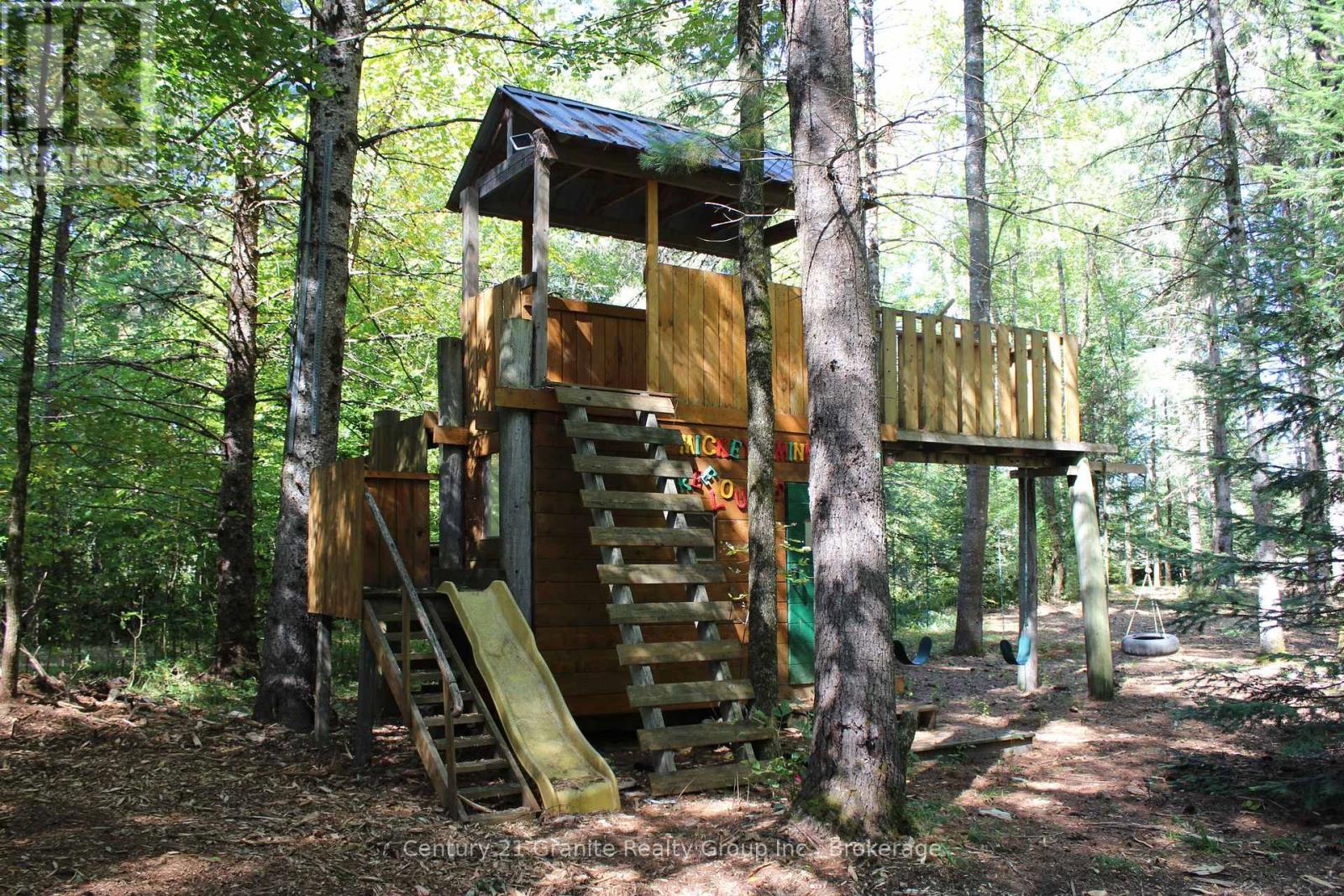 1082 Green Lake Road, Algonquin Highlands, Ontario  K0M 1J1 - Photo 12 - X12333654