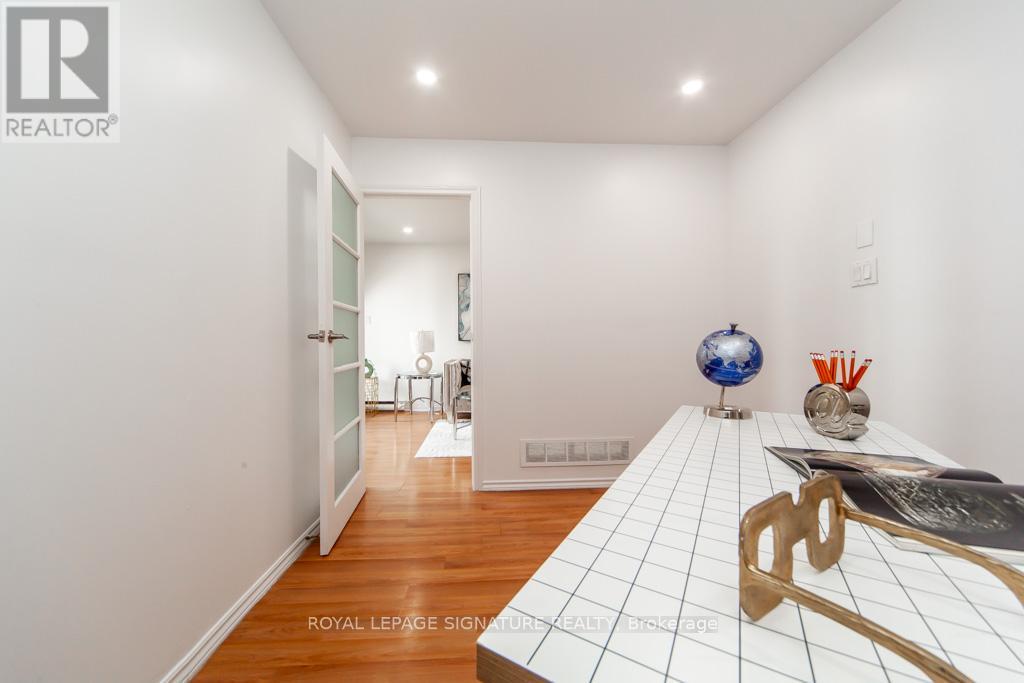 2073 - 100 Mornelle Court, Toronto, Ontario  M1E 4X2 - Photo 8 - E12412774