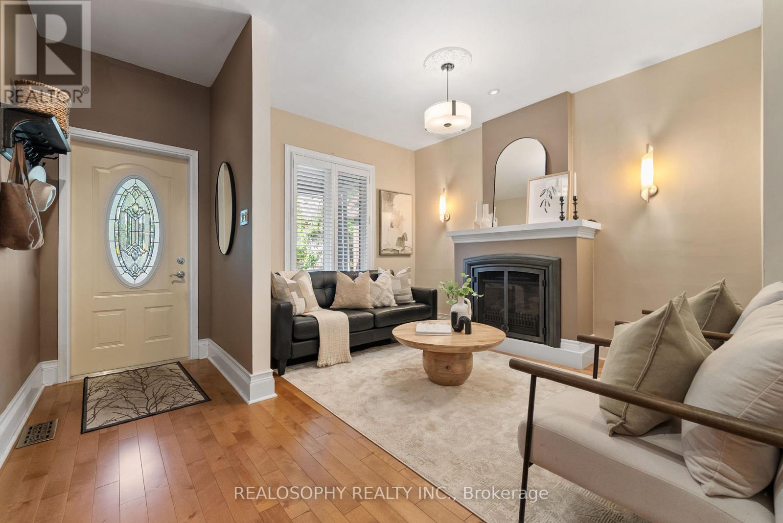 299 Pape Avenue, Toronto, Ontario  M4M 2W6 - Photo 2 - E12412806