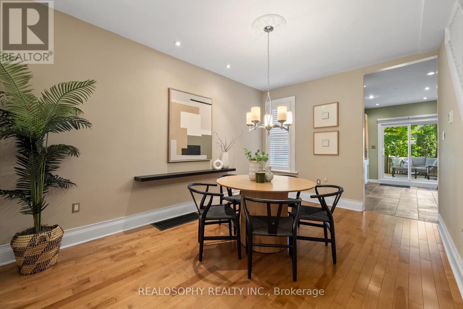 299 Pape Avenue, Toronto, Ontario  M4M 2W6 - Photo 5 - E12412806
