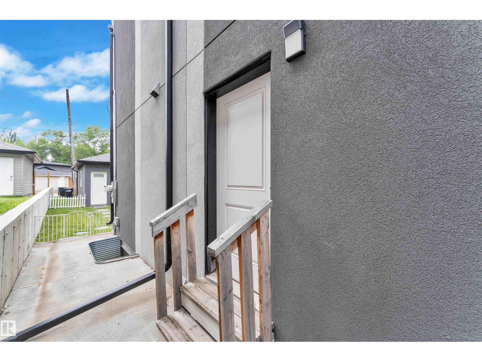9327 Connors Rd Nw, Edmonton, Alberta  T6C 4B9 - Photo 46 - E4458369