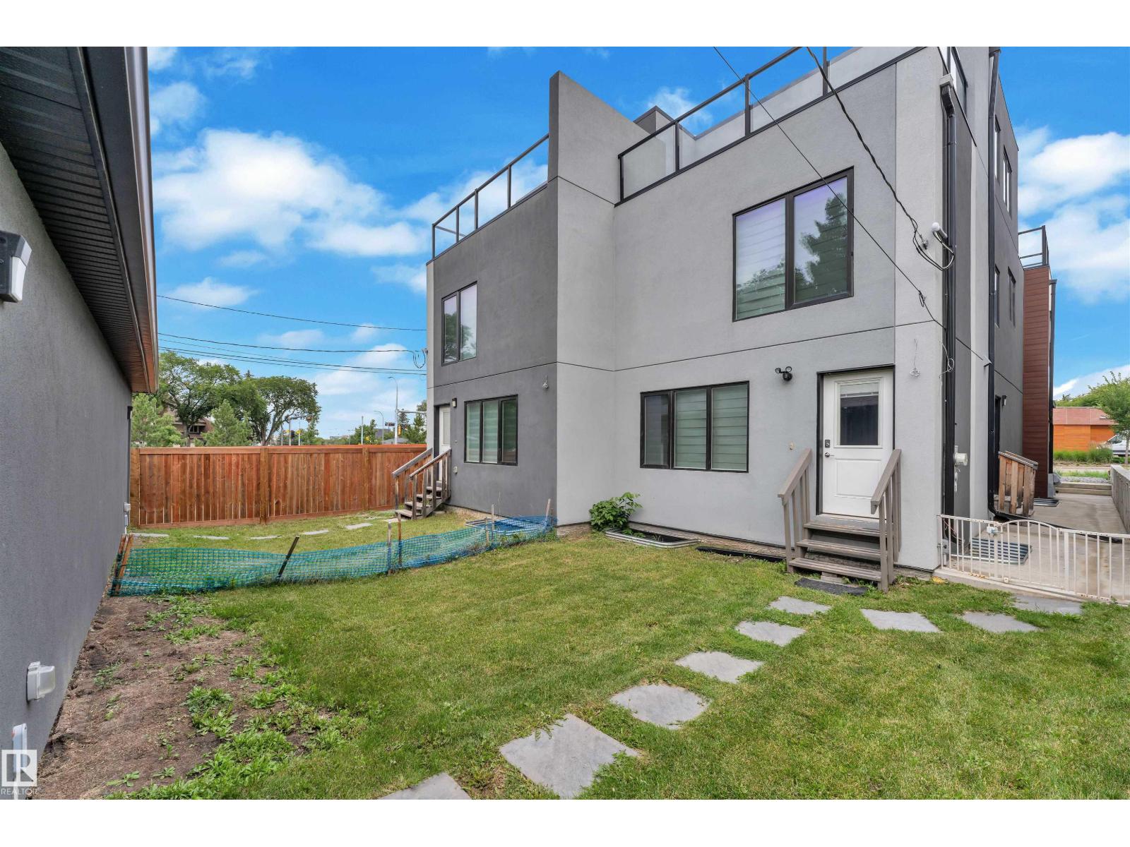 9327 Connors Rd Nw, Edmonton, Alberta  T6C 4B9 - Photo 48 - E4458369
