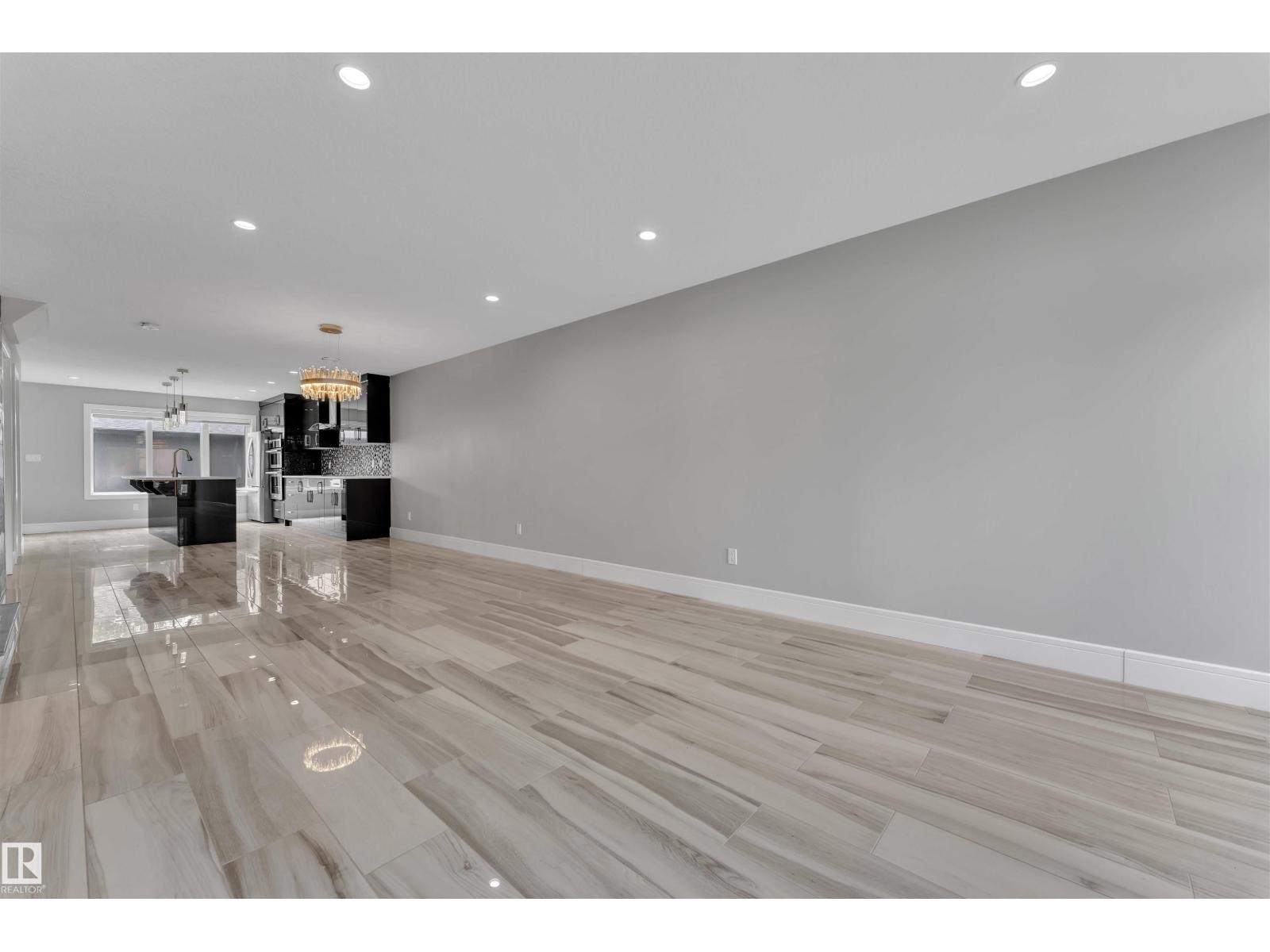 9327 Connors Rd Nw, Edmonton, Alberta  T6C 4B9 - Photo 7 - E4458369