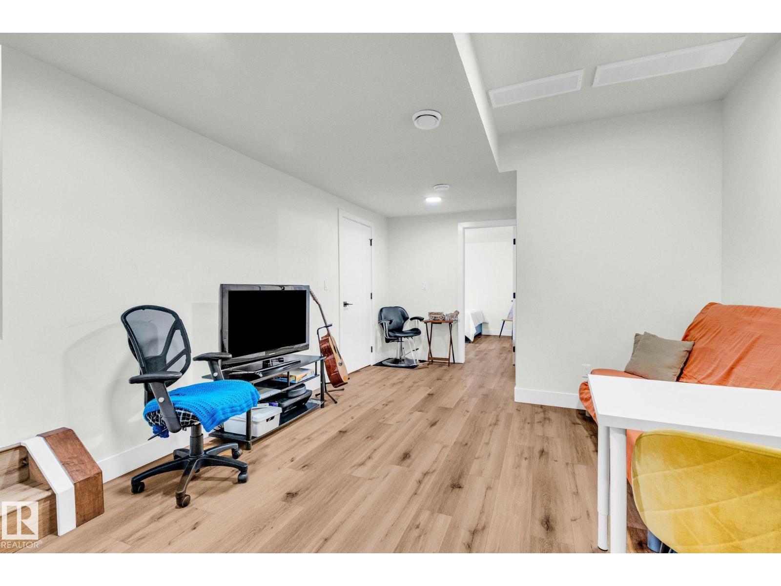7715 78 Av Nw, Edmonton, Alberta  T6C 0M8 - Photo 38 - E4458371