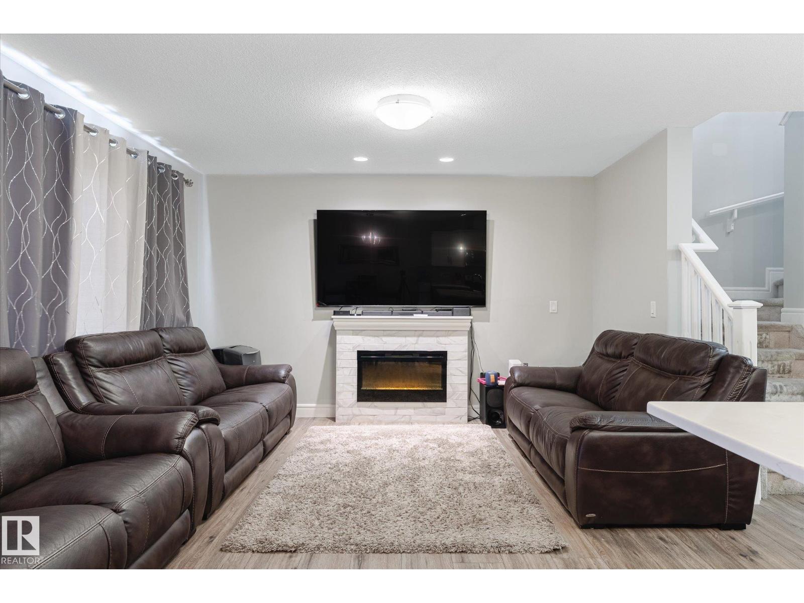 1416 169 St Sw, Edmonton, Alberta  T6W 3P7 - Photo 5 - E4458373