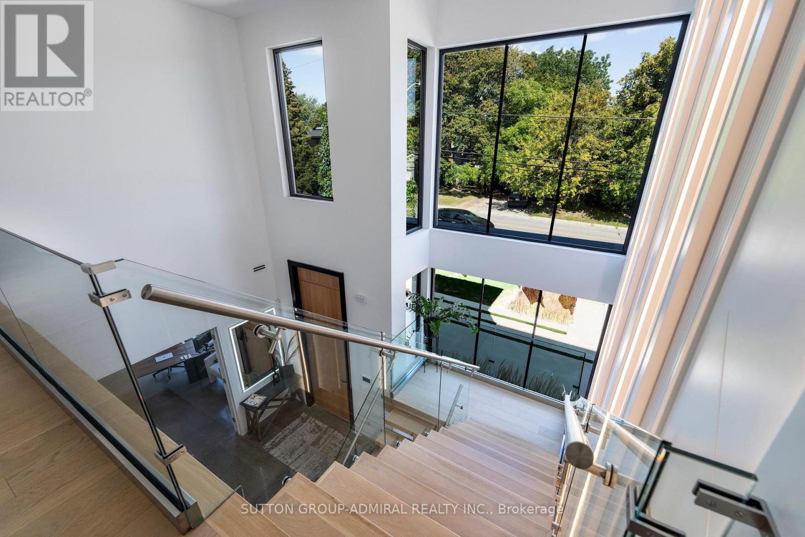 126 Wood Lane, Richmond Hill (Mill Pond), Ontario  L4C 4W1 - Photo 18 - N12412803