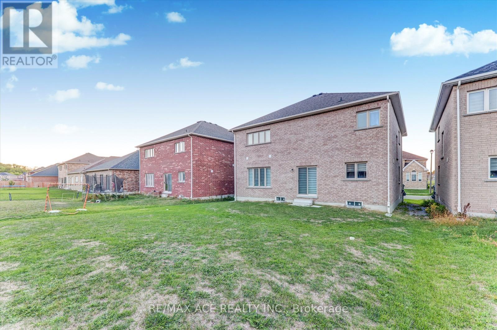 27 Mccaskell Street, Brock, Ontario  L0K 1A0 - Photo 31 - N12412843