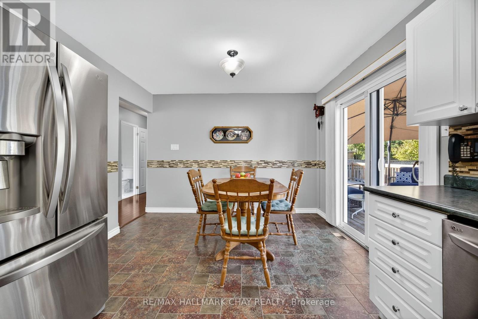 2446 Ralph Street, Innisfil, Ontario  L9S 2G4 - Photo 12 - N12412856