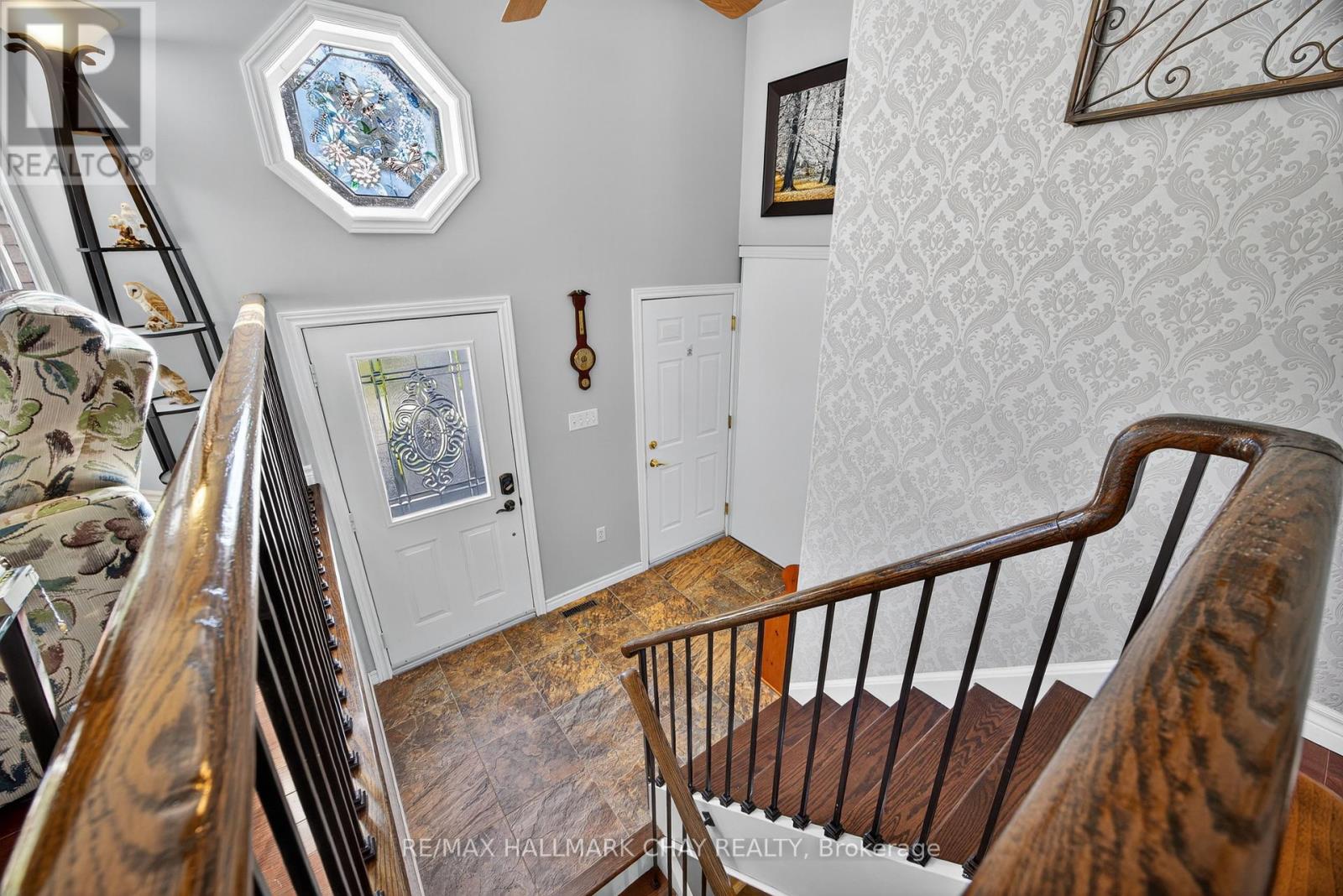 2446 Ralph Street, Innisfil, Ontario  L9S 2G4 - Photo 5 - N12412856
