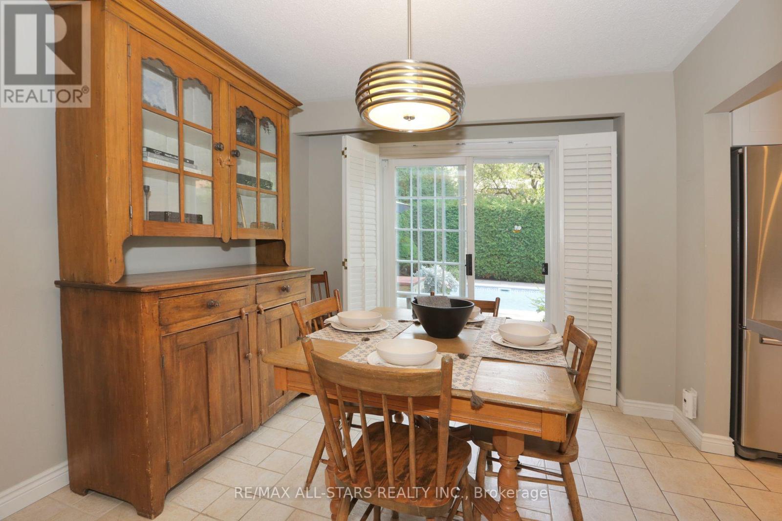 18 Sir Brandiles Place, Markham (Markham Village), Ontario  L3P 2Z5 - Photo 11 - N12412901