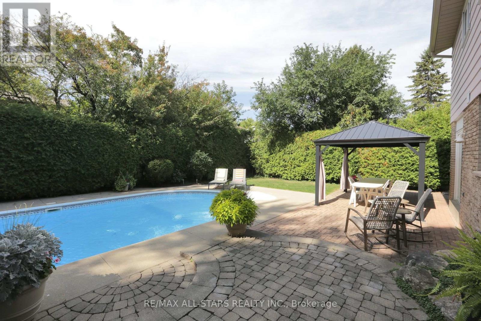 18 Sir Brandiles Place, Markham (Markham Village), Ontario  L3P 2Z5 - Photo 23 - N12412901