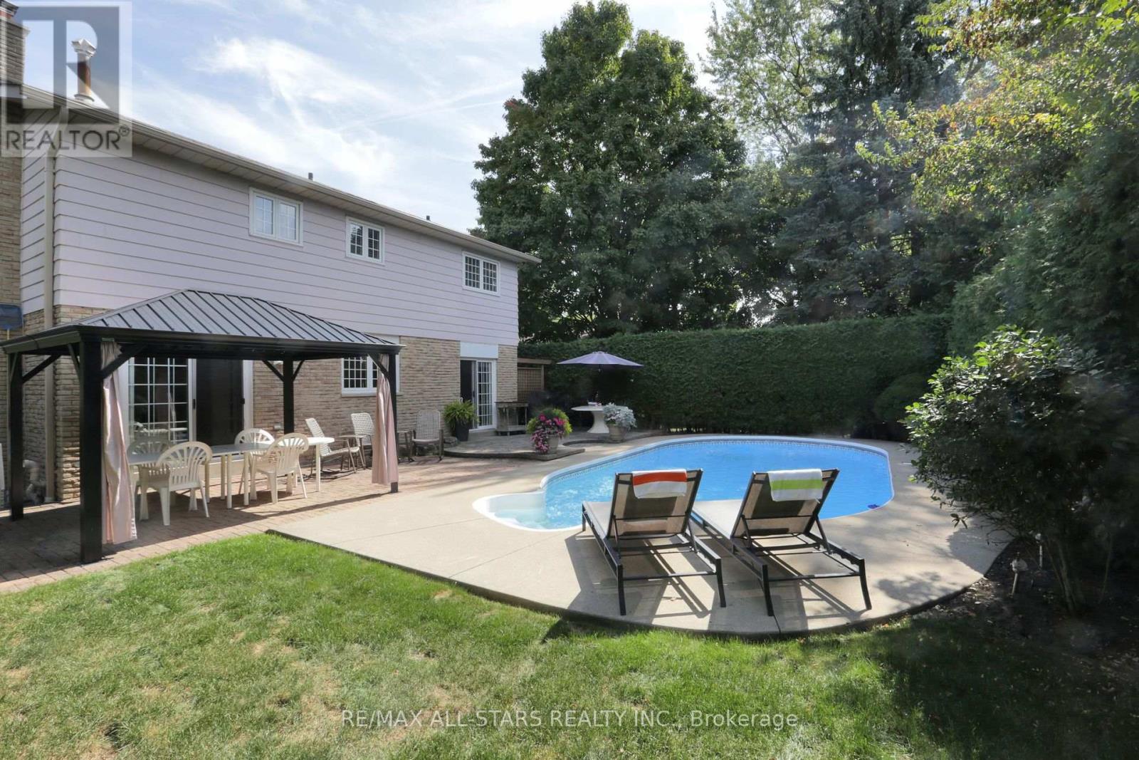 18 Sir Brandiles Place, Markham (Markham Village), Ontario  L3P 2Z5 - Photo 24 - N12412901