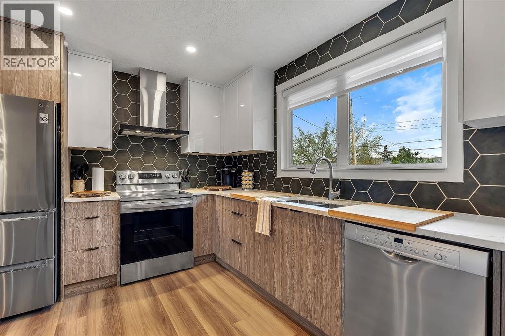 8031 Huntwick Hill Ne, Calgary, Alberta  T2K 4G9 - Photo 9 - A2219660