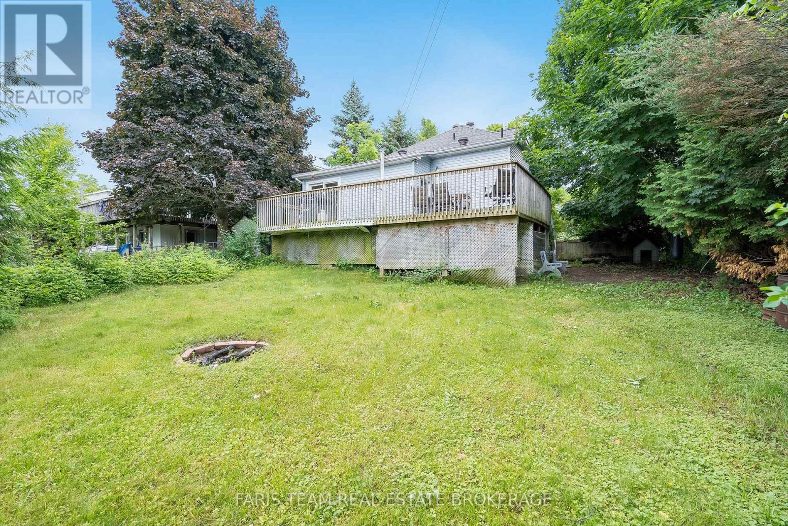 79 Poyntz Street, Penetanguishene, Ontario  L9M 1N9 - Photo 27 - S12412909