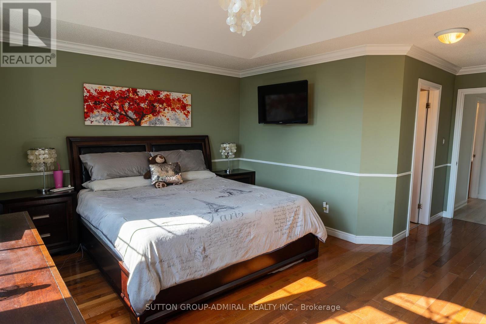 2415 Valley Heights Crescent, Oakville (Ro River Oaks), Ontario  L6H 6X2 - Photo 21 - W12412786