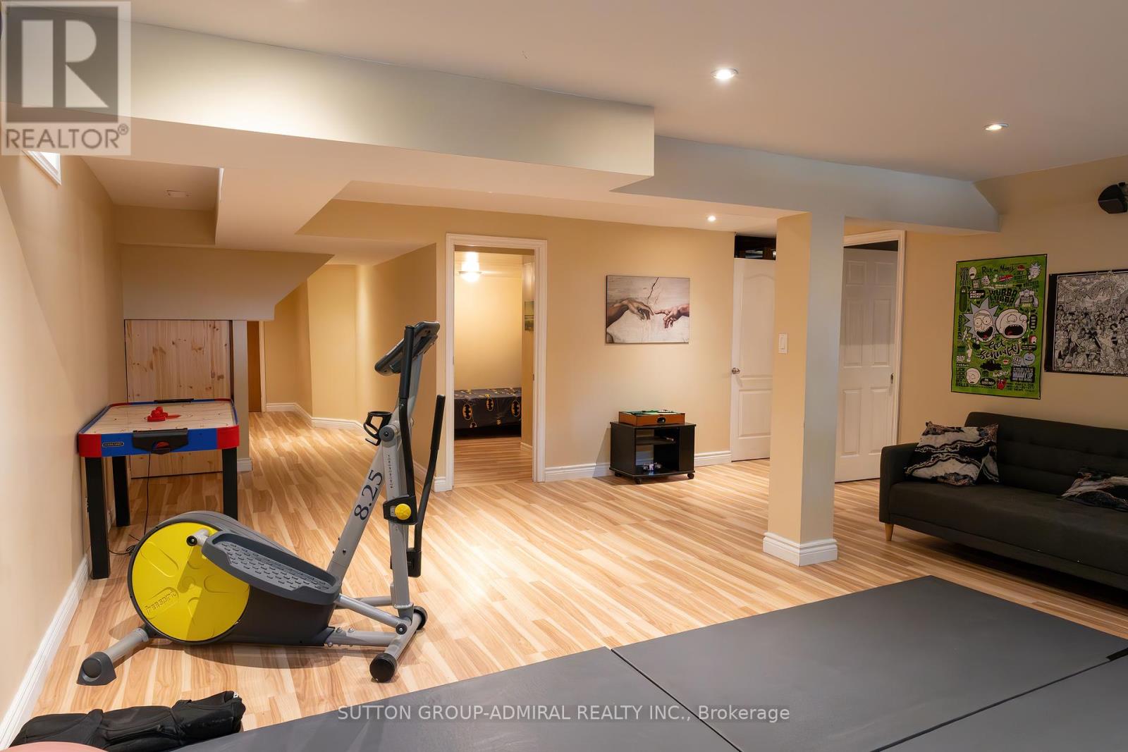 2415 Valley Heights Crescent, Oakville (Ro River Oaks), Ontario  L6H 6X2 - Photo 30 - W12412786
