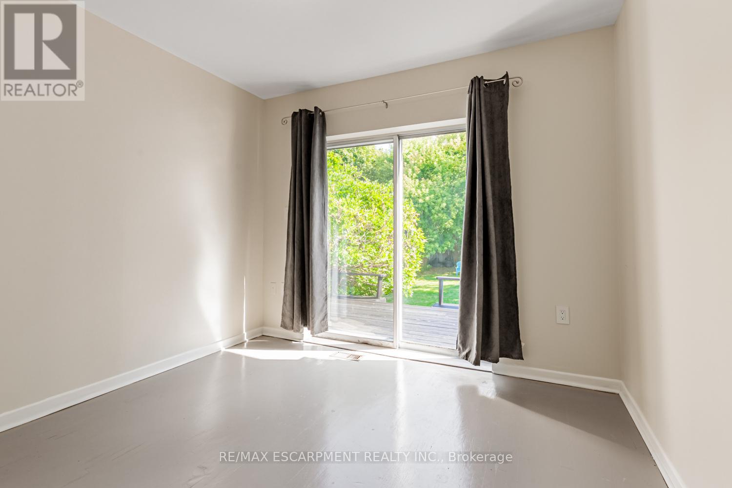 19 Stock Avenue, Toronto, Ontario  M8Z 5C3 - Photo 20 - W12412797
