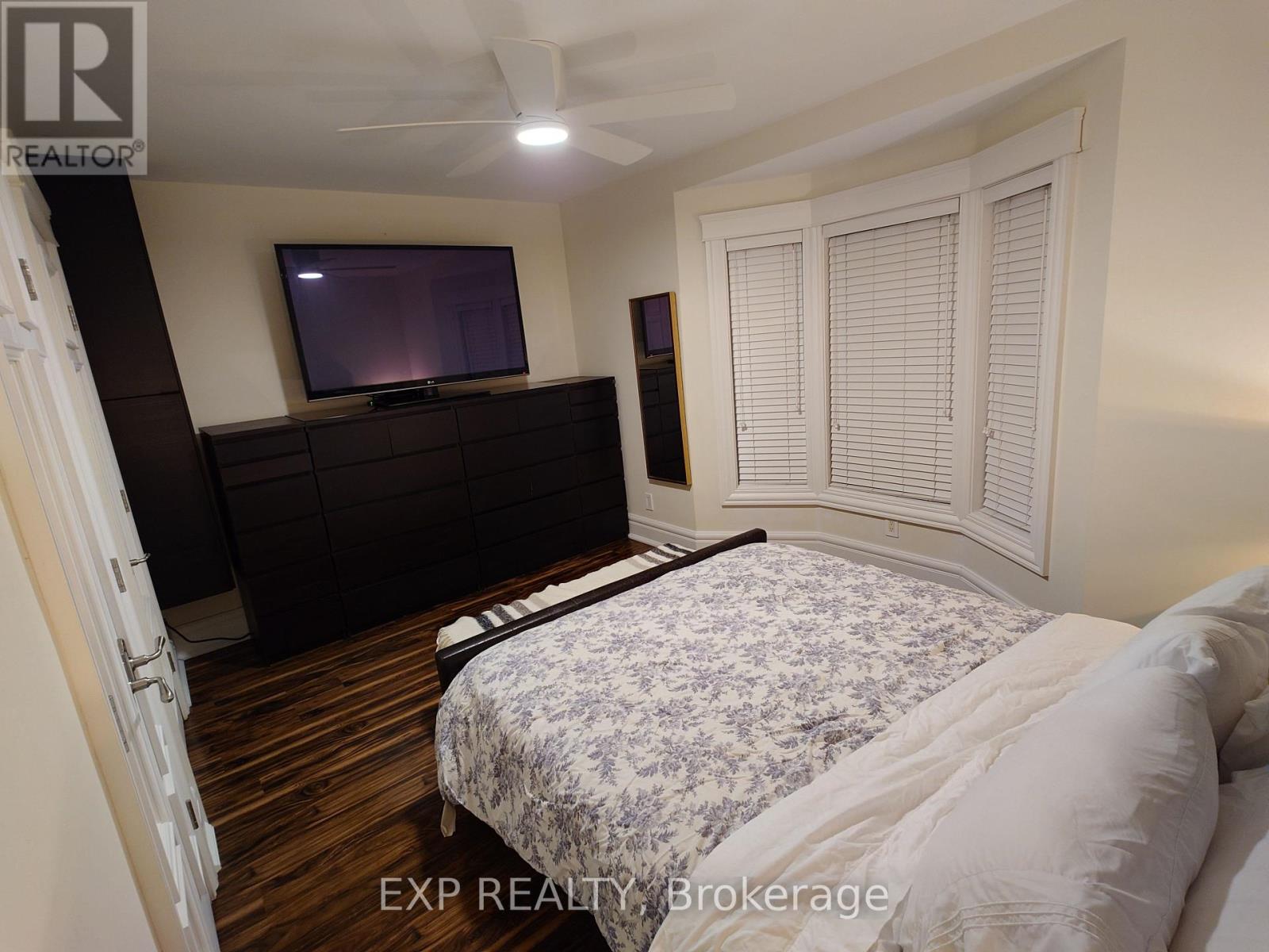 36 Talbot Street, Toronto (Weston-Pellam Park), Ontario  M6N 1G4 - Photo 25 - W12412819