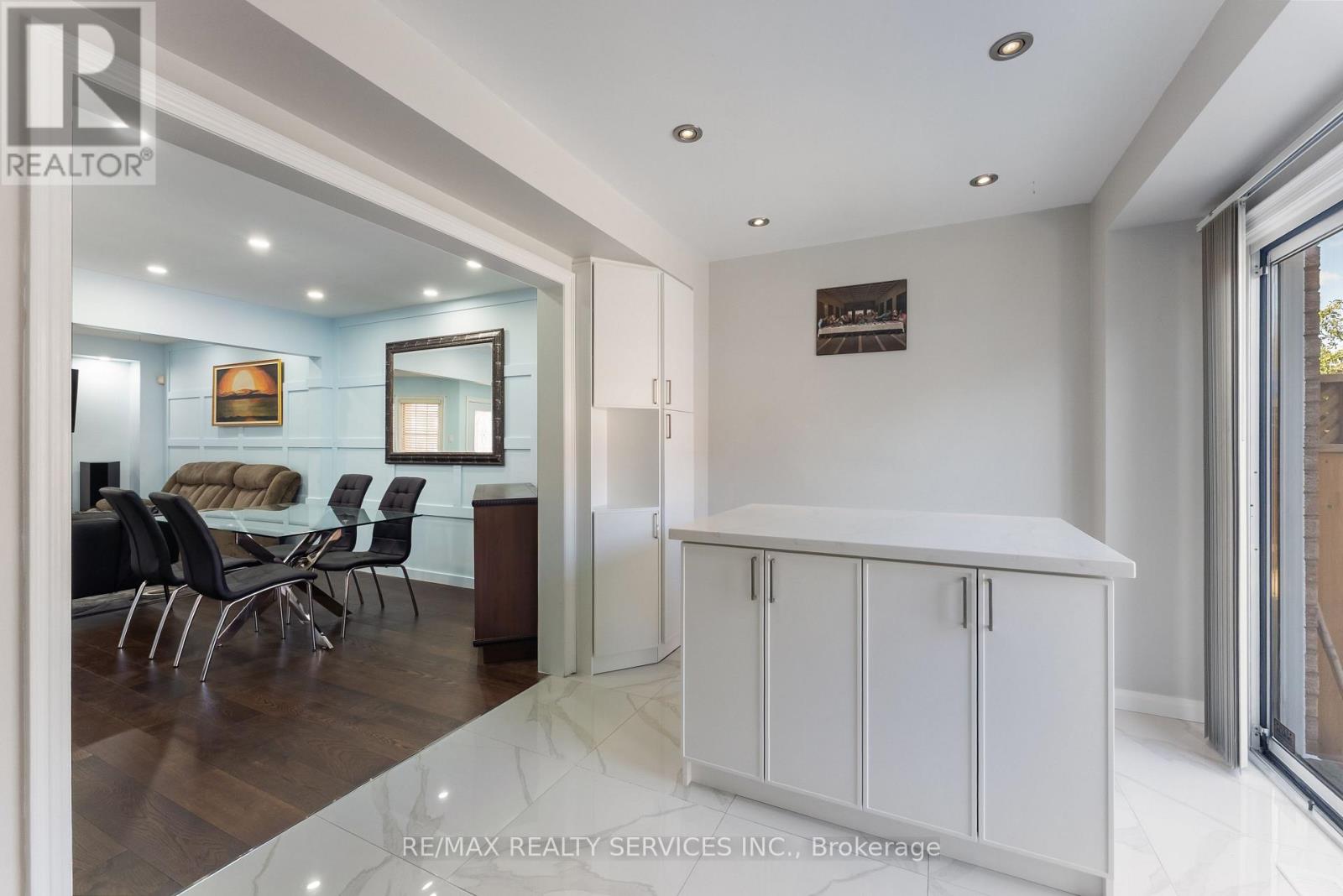 40 Herkes Drive, Brampton, Ontario  L6Y 5B2 - Photo 16 - W12412838