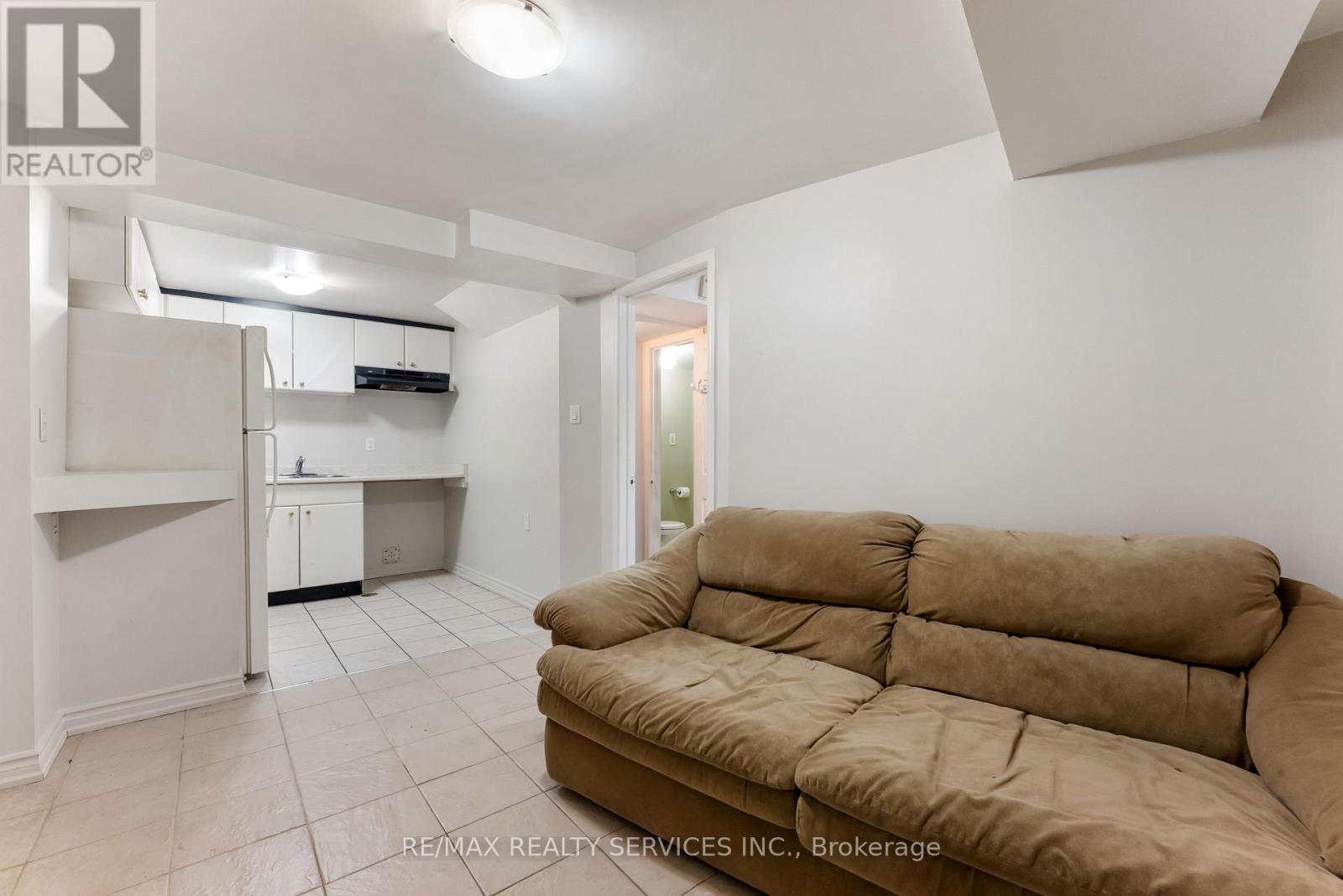 40 Herkes Drive, Brampton, Ontario  L6Y 5B2 - Photo 27 - W12412838