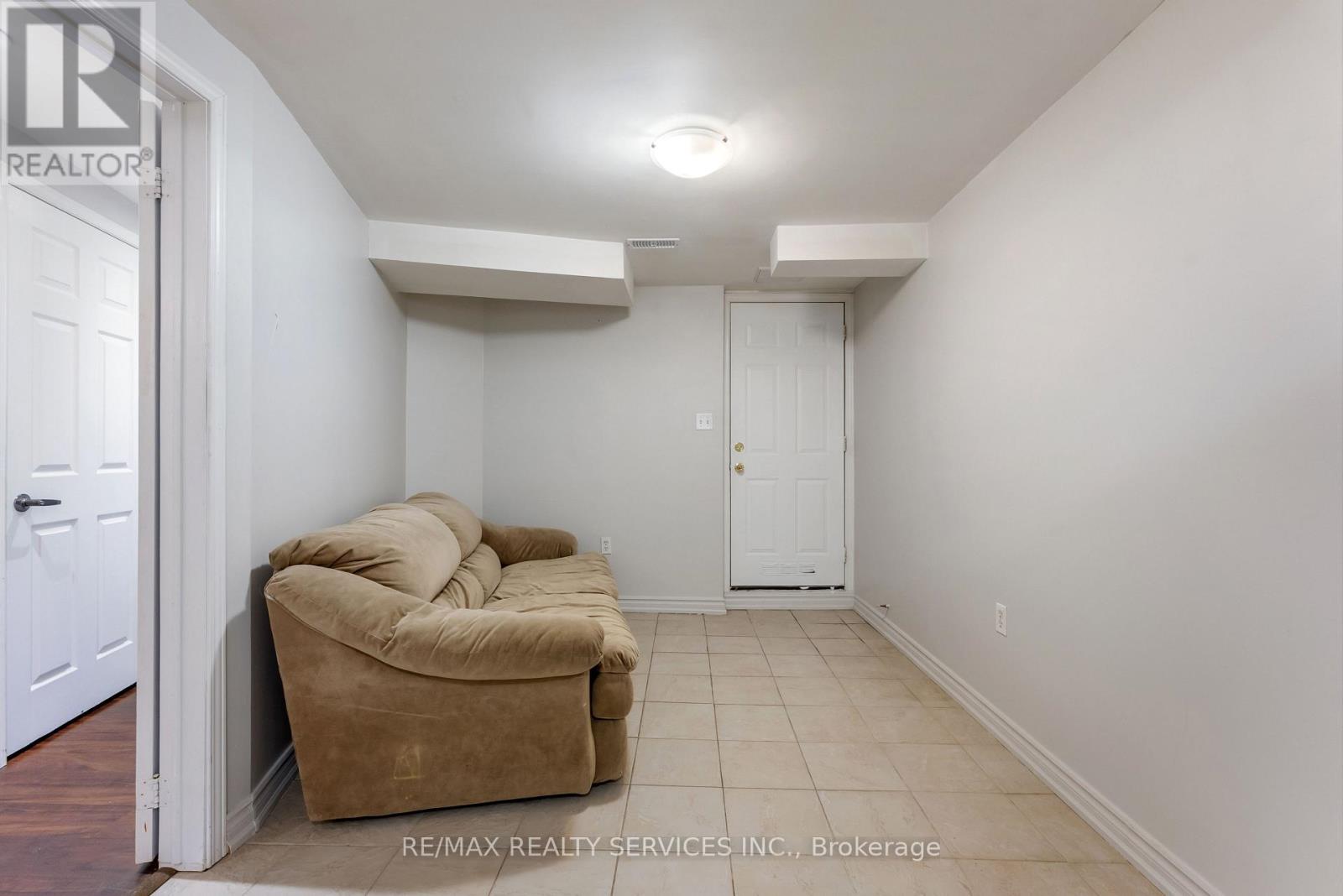 40 Herkes Drive, Brampton, Ontario  L6Y 5B2 - Photo 28 - W12412838