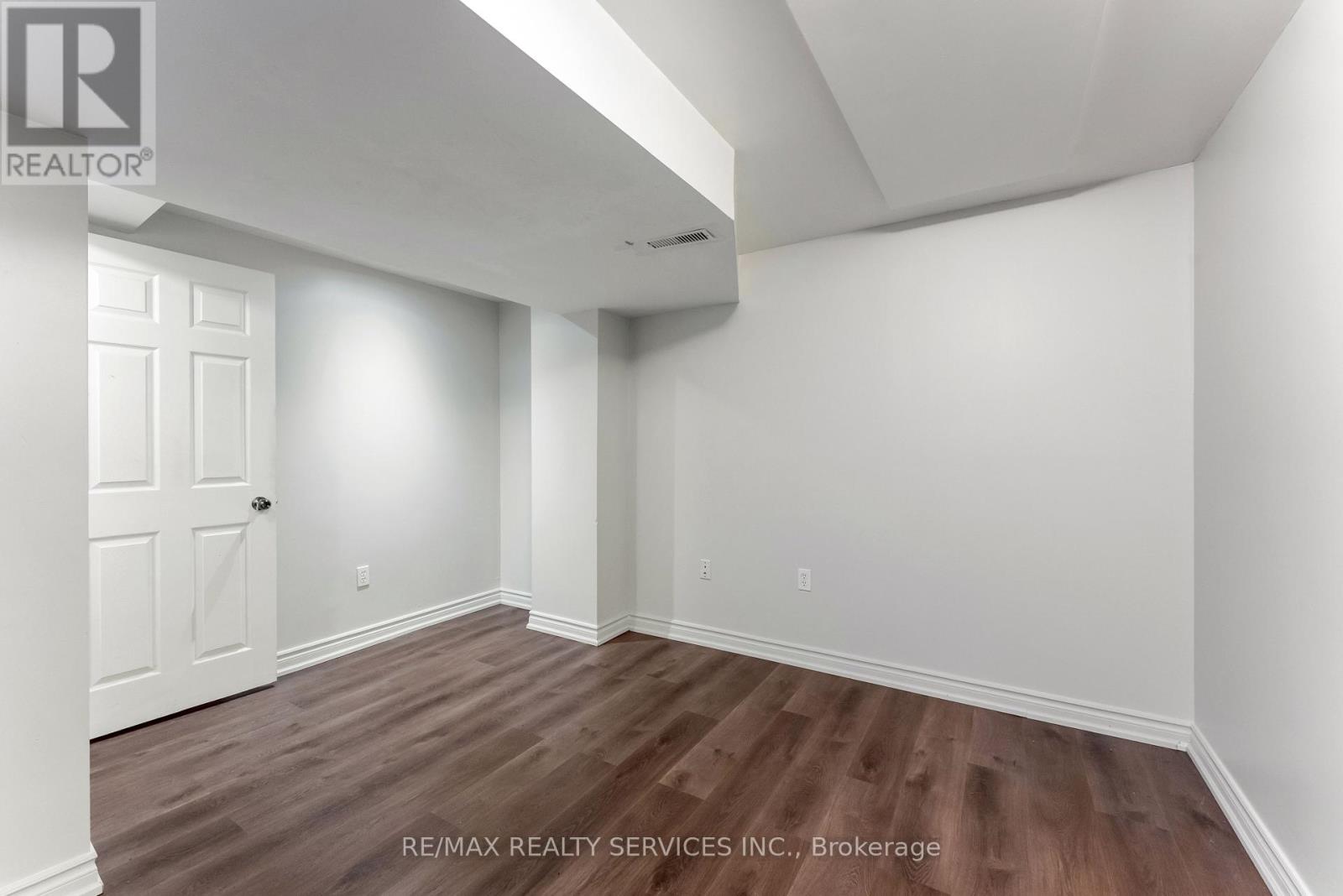 40 Herkes Drive, Brampton, Ontario  L6Y 5B2 - Photo 29 - W12412838