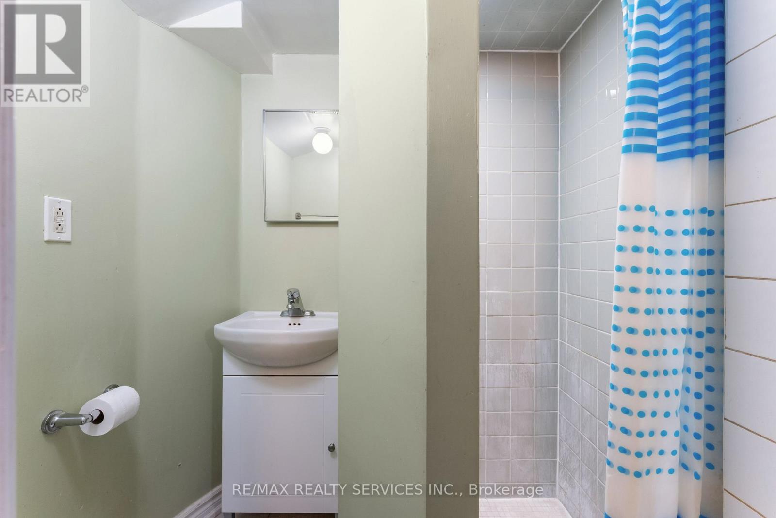40 Herkes Drive, Brampton, Ontario  L6Y 5B2 - Photo 31 - W12412838