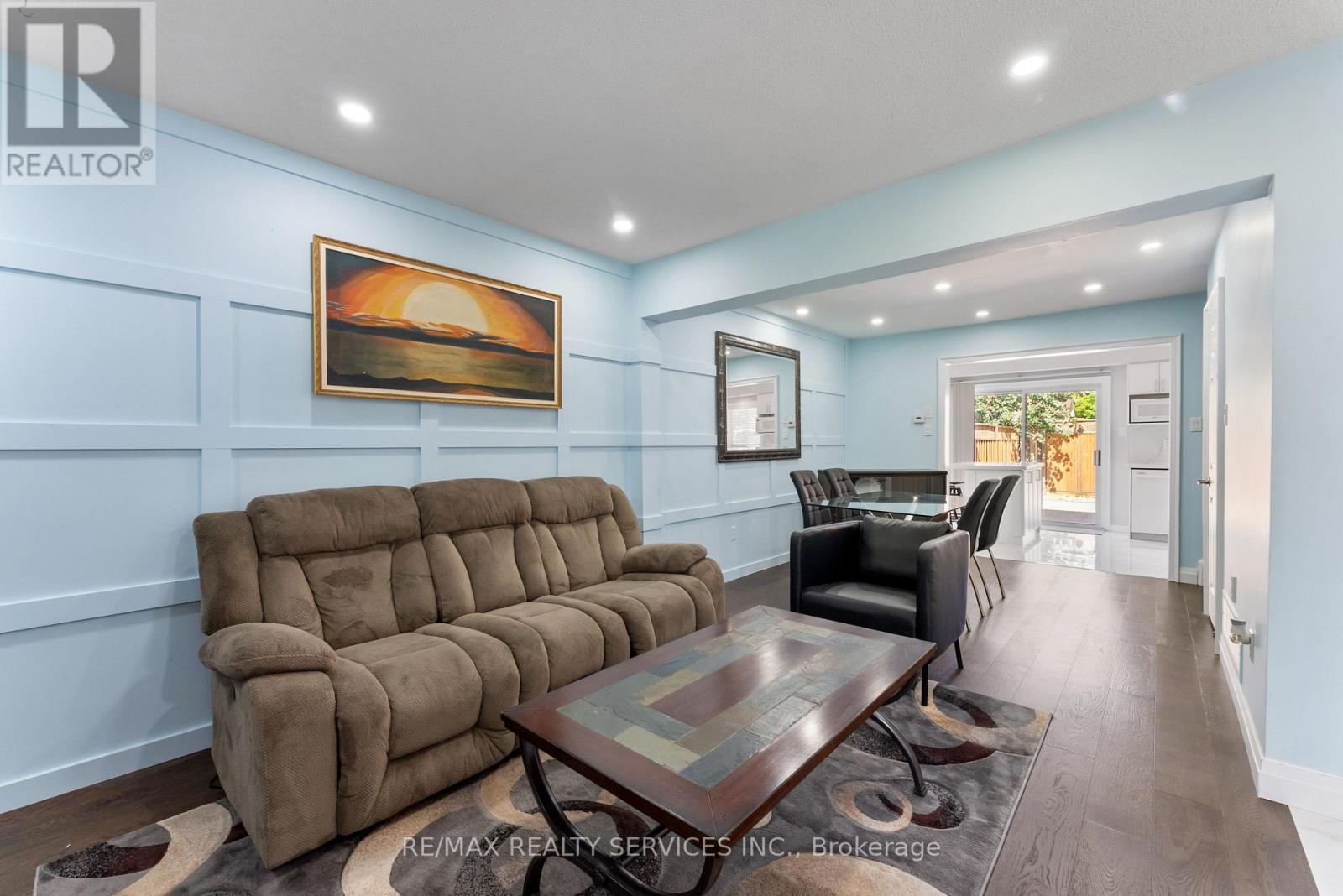 40 Herkes Drive, Brampton, Ontario  L6Y 5B2 - Photo 7 - W12412838
