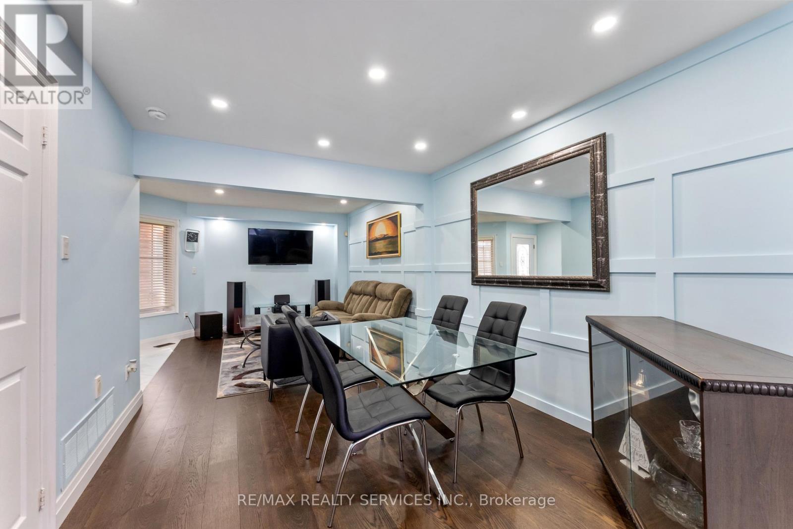 40 Herkes Drive, Brampton, Ontario  L6Y 5B2 - Photo 9 - W12412838