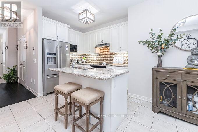 4 Foliage Drive, Brampton, Ontario  L7A 4M6 - Photo 10 - W12412884