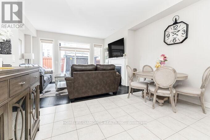 4 Foliage Drive, Brampton, Ontario  L7A 4M6 - Photo 17 - W12412884