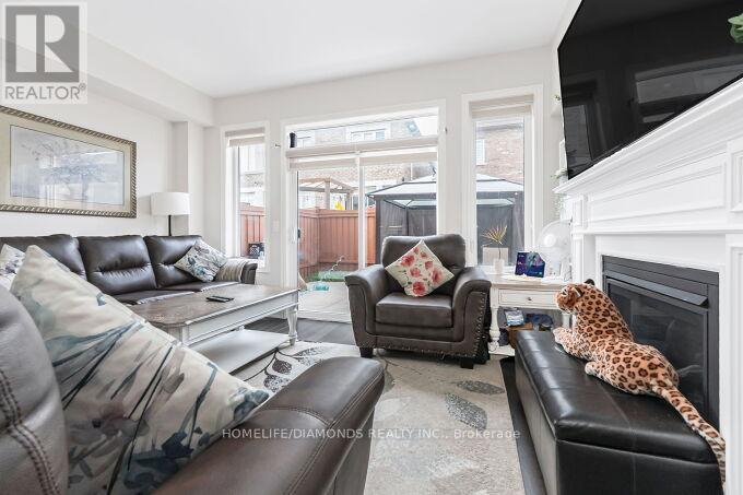 4 Foliage Drive, Brampton, Ontario  L7A 4M6 - Photo 21 - W12412884
